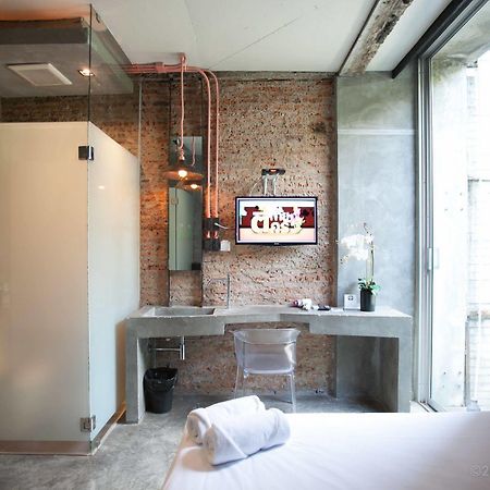 Thrive The Hostel : Patpong By The Belle Bangkok Buitenkant foto