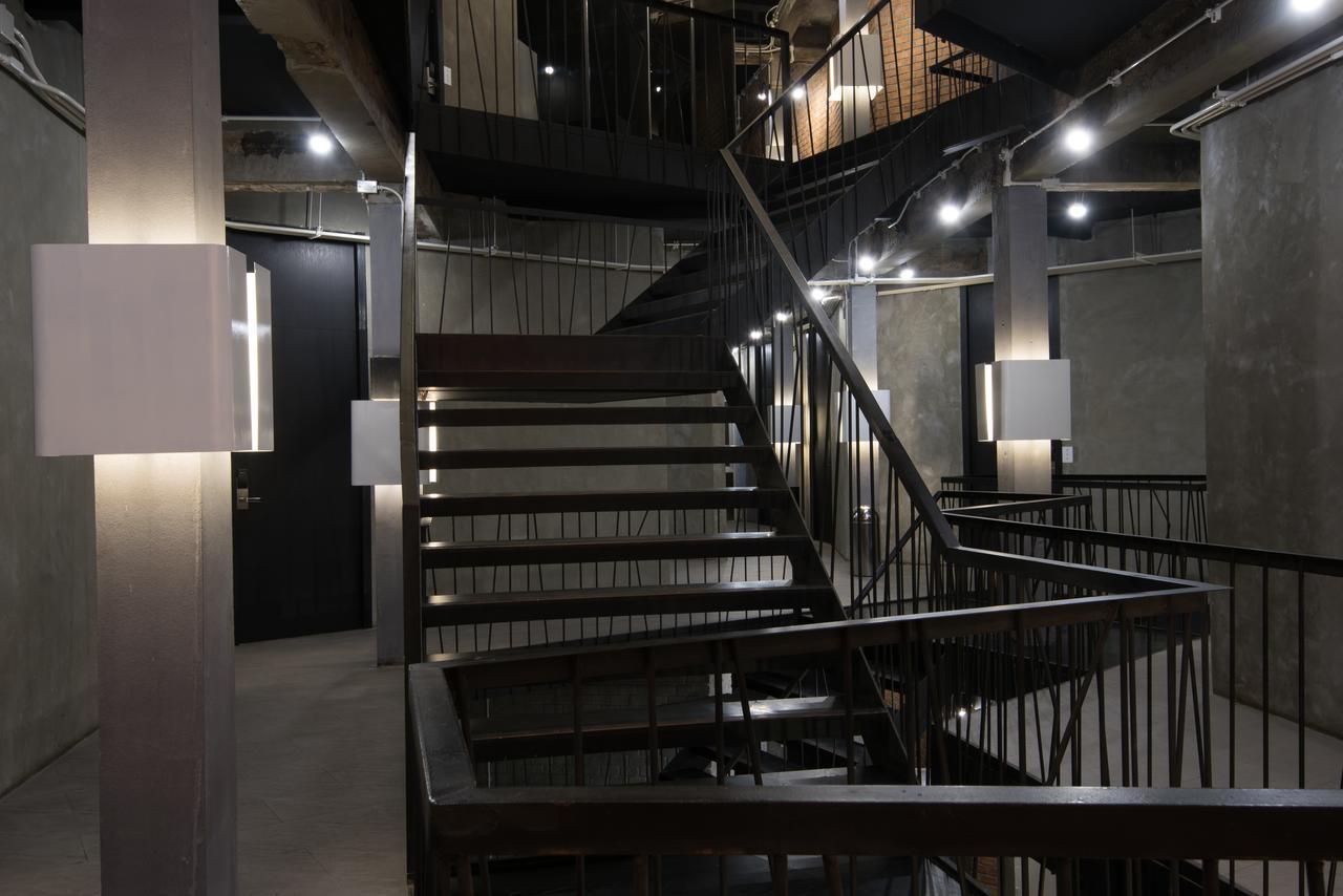 Thrive The Hostel : Patpong By The Belle Bangkok Buitenkant foto