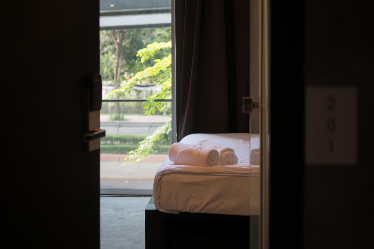 Thrive The Hostel : Patpong By The Belle Bangkok Buitenkant foto