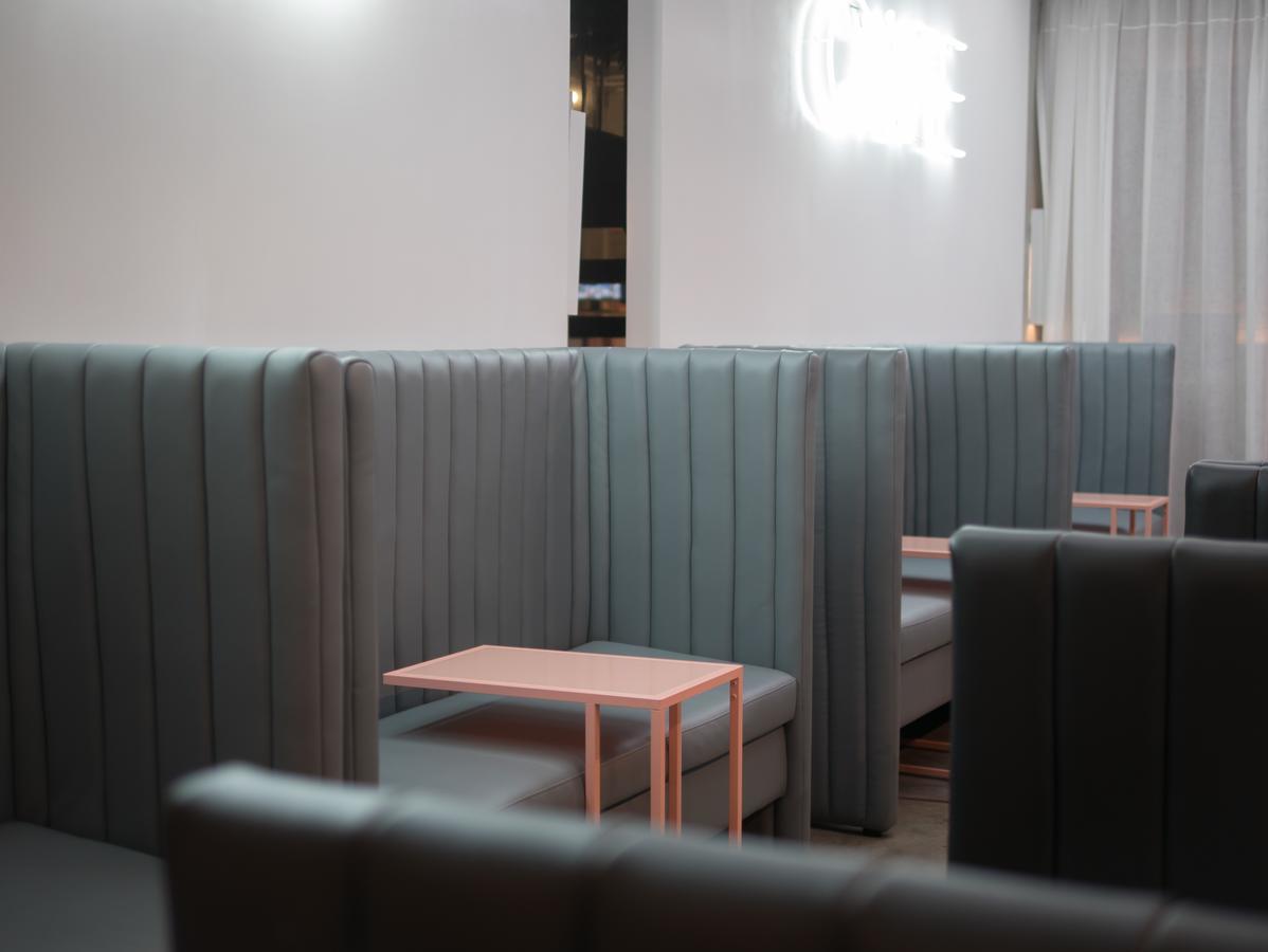 Thrive The Hostel : Patpong By The Belle Bangkok Buitenkant foto