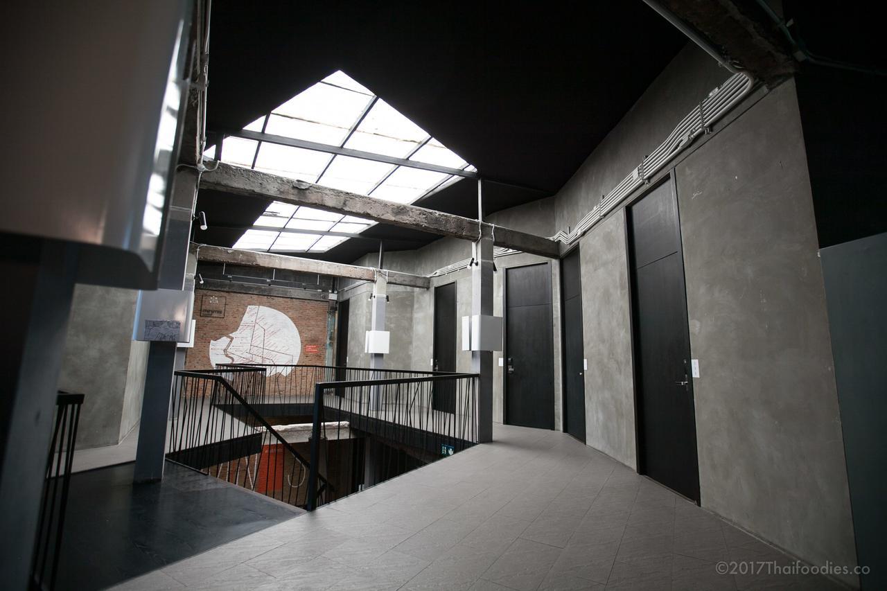 Thrive The Hostel : Patpong By The Belle Bangkok Buitenkant foto